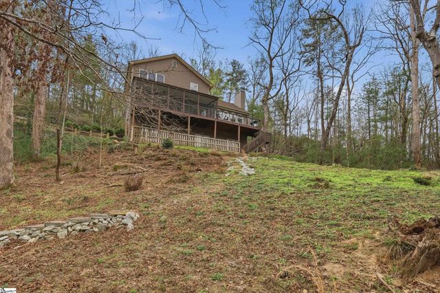 209 Falcon Crest Way, Pickens, SC 29671