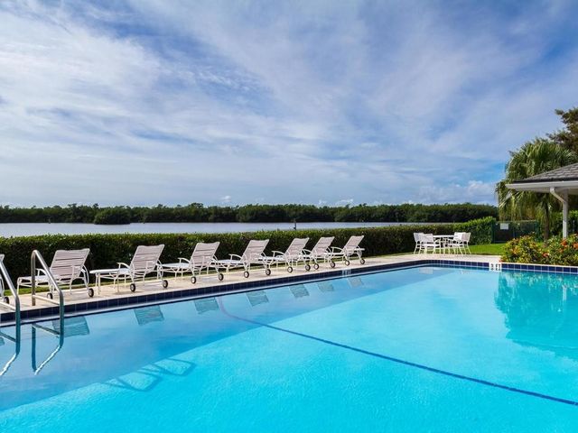 1304 Spyglass Lane 1304A, Vero Beach, FL 32963