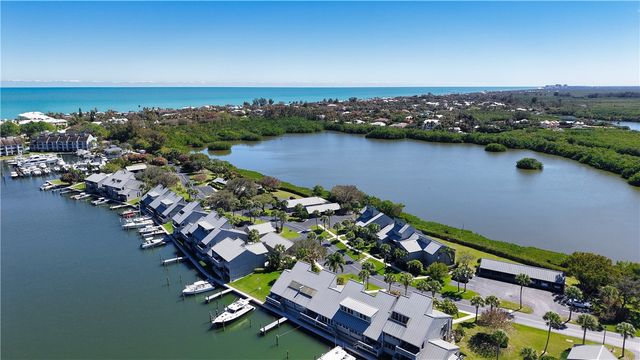 1304 Spyglass Lane 1304A, Vero Beach, FL 32963