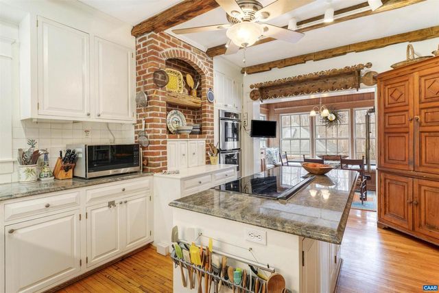 4035 EDGE VALLEY RD, North Garden, VA 22959