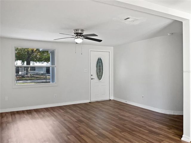 10009 CONNECTICUT STREET, Gibsonton, FL 33534