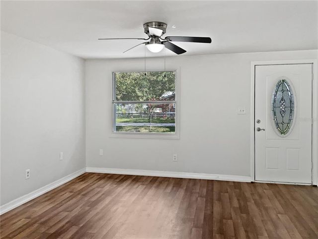 10009 CONNECTICUT STREET, Gibsonton, FL 33534