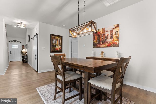 24 SKIPPING STONE LN, Dover, DE 19904