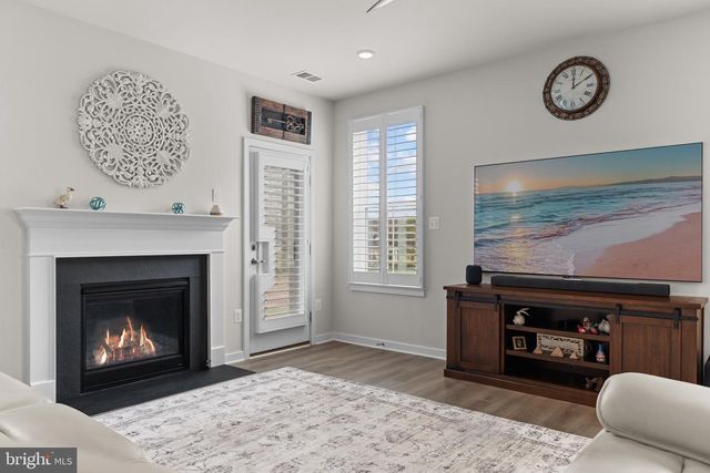 24 SKIPPING STONE LN, Dover, DE 19904