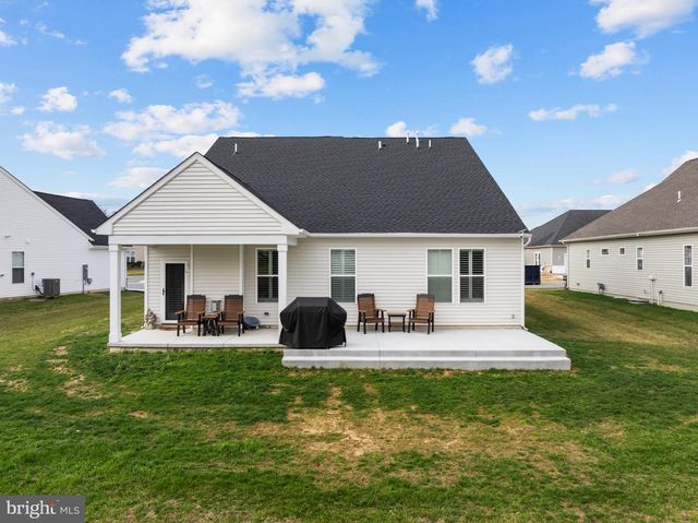 24 SKIPPING STONE LN, Dover, DE 19904