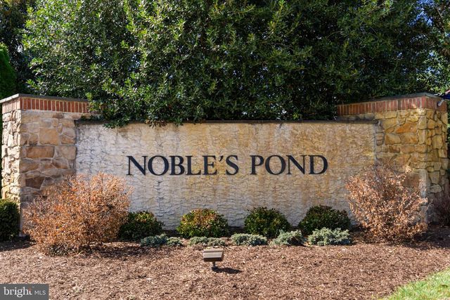 24 SKIPPING STONE LN, Dover, DE 19904