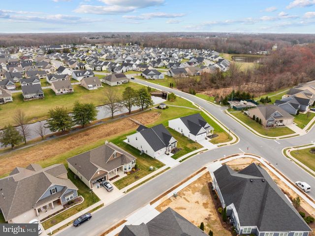 24 SKIPPING STONE LN, Dover, DE 19904