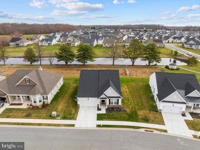 24 SKIPPING STONE LN, Dover, DE 19904