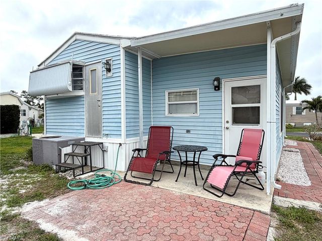 4701 Candlestick CT W, Estero, FL 33928