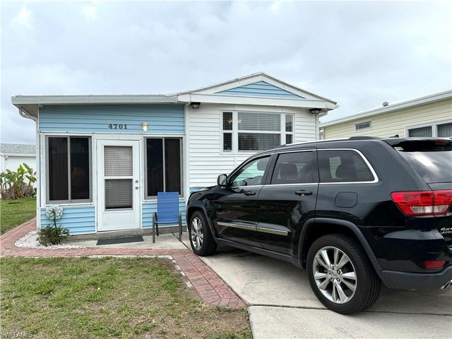 4701 Candlestick CT W, Estero, FL 33928