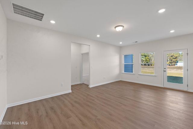 47 Smith Farms Drive Drive, Lillington, NC 27546