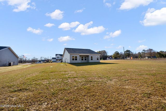 47 Smith Farms Drive Drive, Lillington, NC 27546