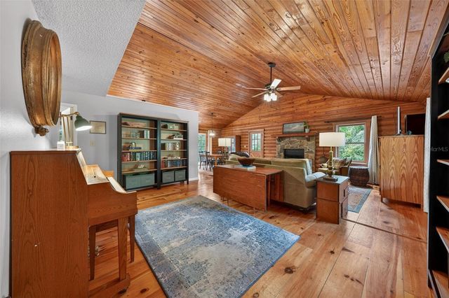 213 BUENA VISTA STREET, Debary, FL 32713