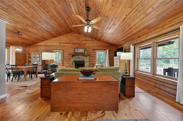 213 BUENA VISTA STREET, Debary, FL 32713