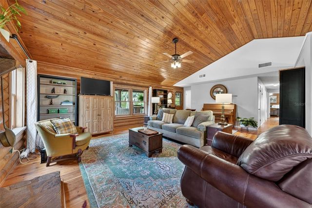 213 BUENA VISTA STREET, Debary, FL 32713