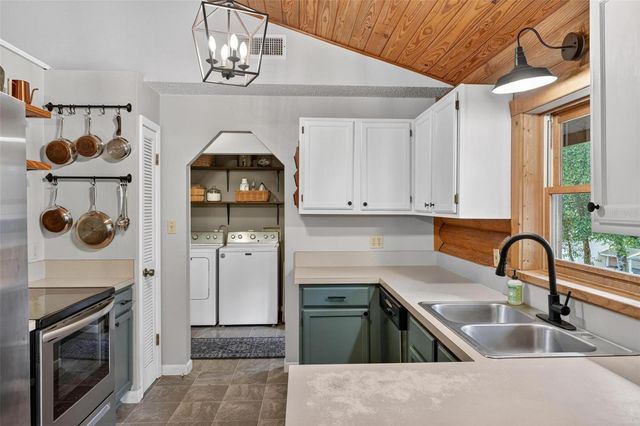 213 BUENA VISTA STREET, Debary, FL 32713