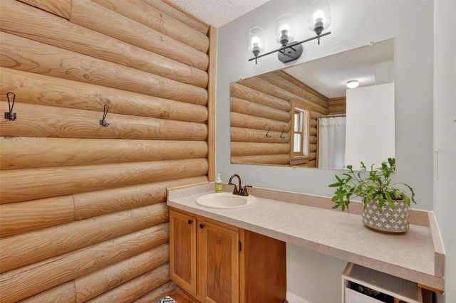 213 BUENA VISTA STREET, Debary, FL 32713