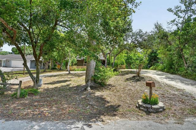 213 BUENA VISTA STREET, Debary, FL 32713