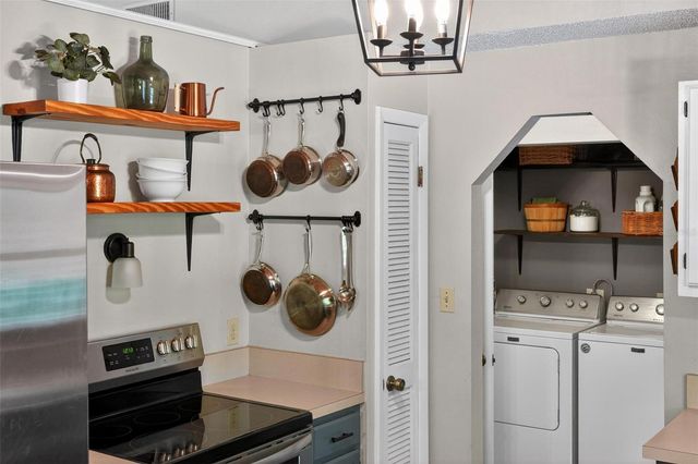 213 BUENA VISTA STREET, Debary, FL 32713