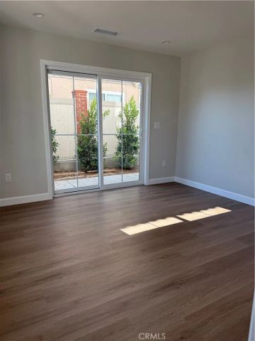413 W Duarte Road A, Monrovia, CA 91016