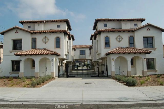 413 W Duarte Road A, Monrovia, CA 91016