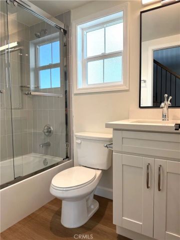 413 W Duarte Road A, Monrovia, CA 91016