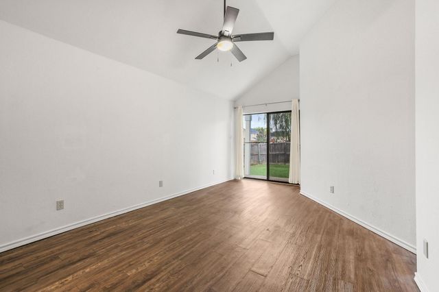 1147 Seneca Place, Lewisville, TX 75067