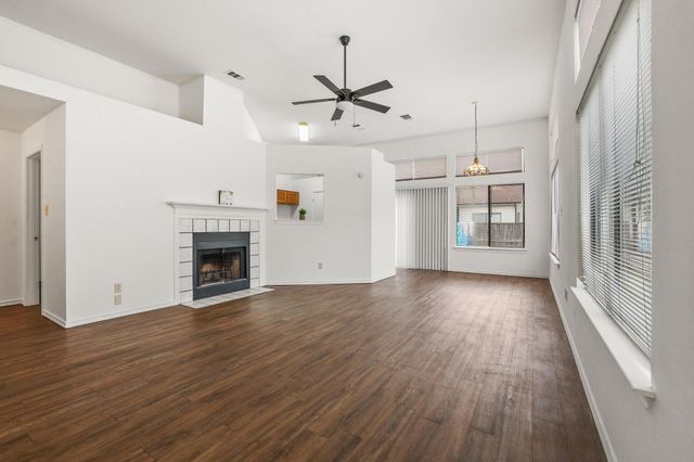 1147 Seneca Place, Lewisville, TX 75067