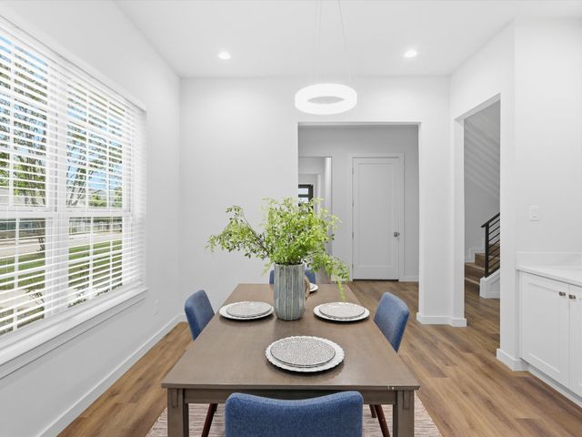 1130 Shaw Street, Dallas, TX 75212