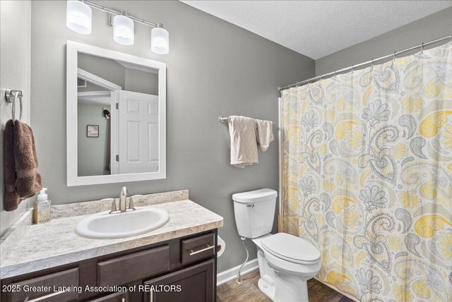 6195 Fishbrook Lane, Dimondale, MI 48821