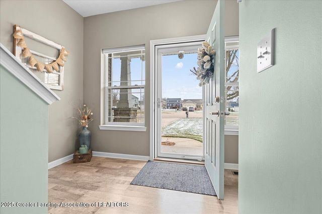 6195 Fishbrook Lane, Dimondale, MI 48821