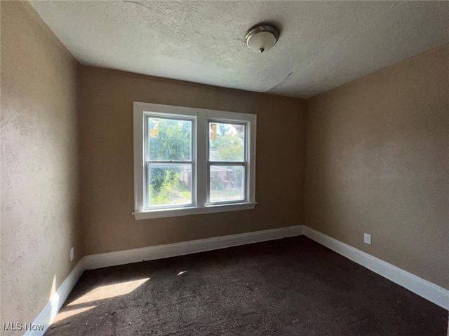 13203 Alvin Avenue, Garfield Heights, OH 44105