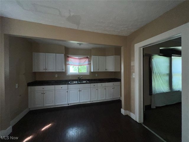 13203 Alvin Avenue, Garfield Heights, OH 44105