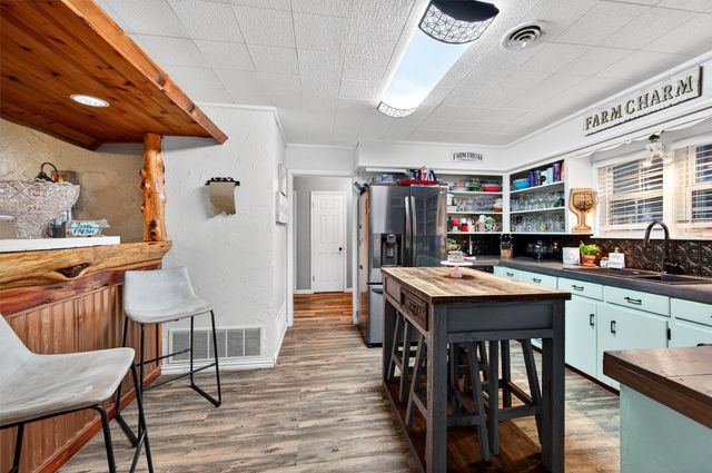 2009 E Sandusky Road E, Sadler, TX 76264