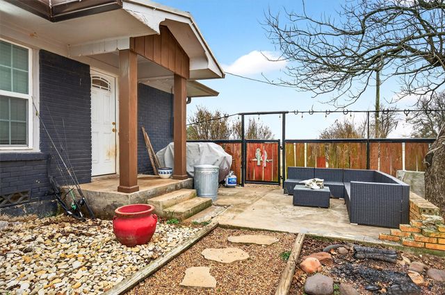 2009 E Sandusky Road E, Sadler, TX 76264