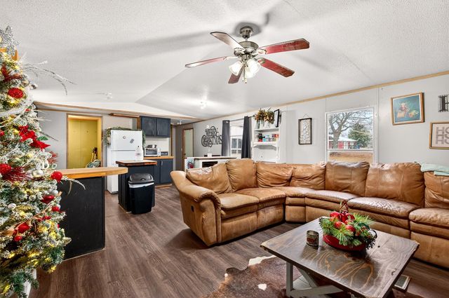 2009 E Sandusky Road E, Sadler, TX 76264