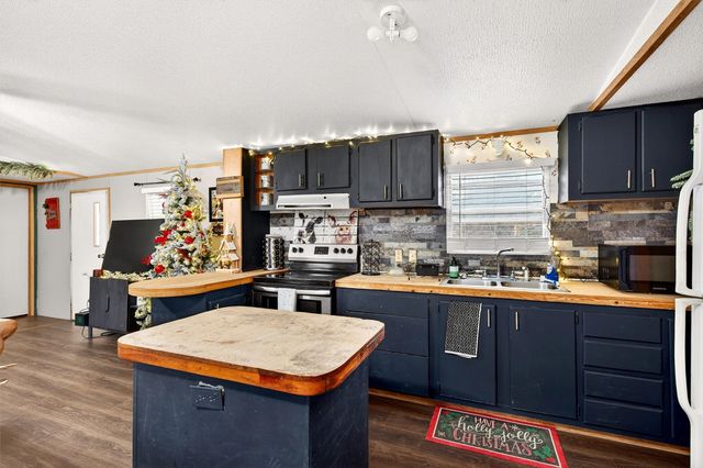 2009 E Sandusky Road E, Sadler, TX 76264