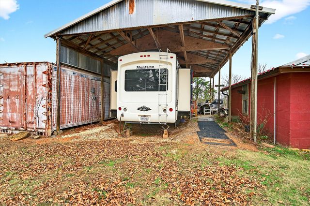 2009 E Sandusky Road E, Sadler, TX 76264