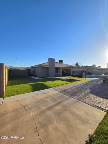 4452 W WINDROSE Drive, Glendale, AZ 85304
