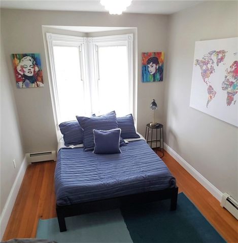 102 Broadway 1C, Newport, RI 02840