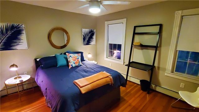 102 Broadway 1C, Newport, RI 02840