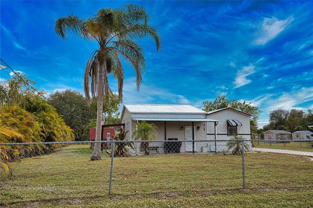 1464 NE LEISURE AVENUE, Arcadia, FL 34266