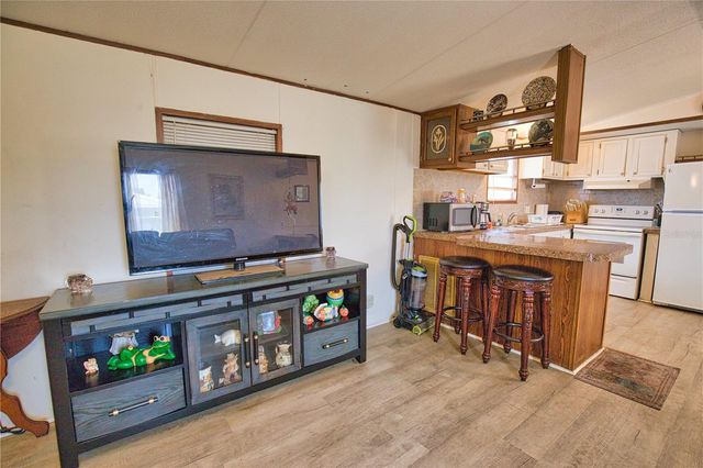 1464 NE LEISURE AVENUE, Arcadia, FL 34266