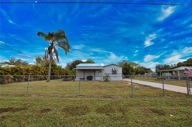 1464 NE LEISURE AVENUE, Arcadia, FL 34266