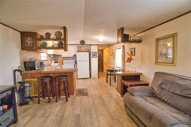 1464 NE LEISURE AVENUE, Arcadia, FL 34266