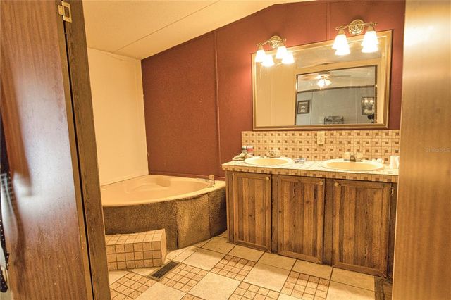 1464 NE LEISURE AVENUE, Arcadia, FL 34266