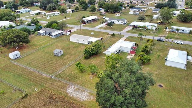 1464 NE LEISURE AVENUE, Arcadia, FL 34266