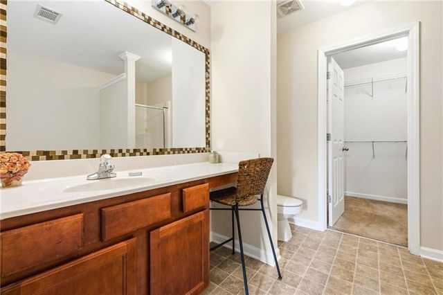 2079 Lakeshore Overlook Drive NW, Kennesaw, GA 30152