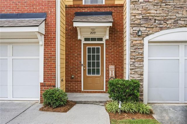 2079 Lakeshore Overlook Drive NW, Kennesaw, GA 30152