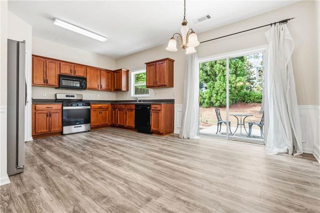 2079 Lakeshore Overlook Drive NW, Kennesaw, GA 30152